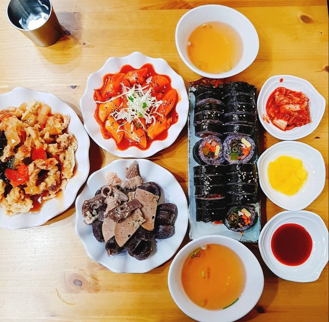 할멈탕수육 매장 방문 후 남겨주신 고객 리뷰 사진입니다.