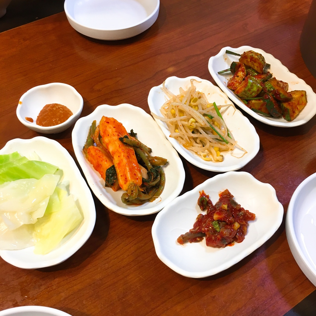 부산식당 매장 방문 후 남겨주신 고객 리뷰 사진입니다.