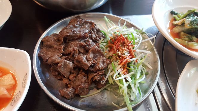 호천식당 매장 방문 후 남겨주신 고객 리뷰 사진입니다.