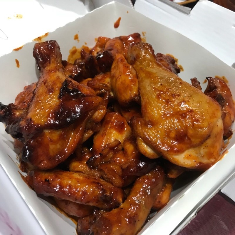 굽네치킨 매장 방문 후 남겨주신 고객 리뷰 사진입니다.