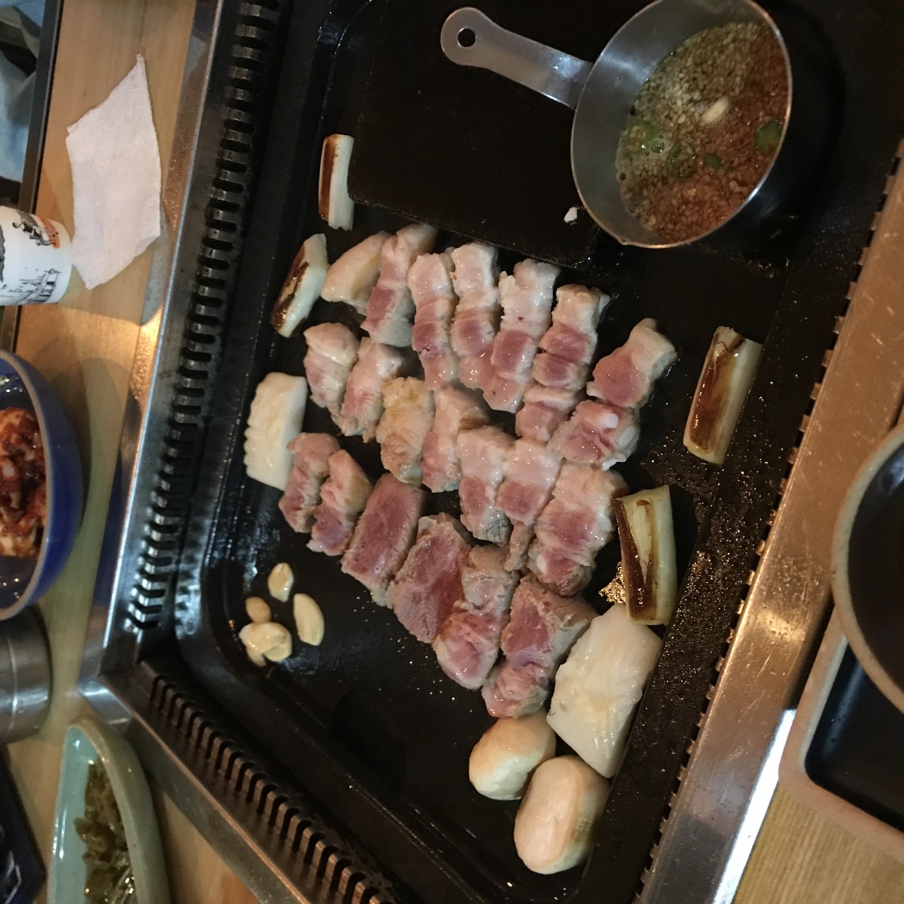 백년식당 매장 방문 후 남겨주신 고객 리뷰 사진입니다.