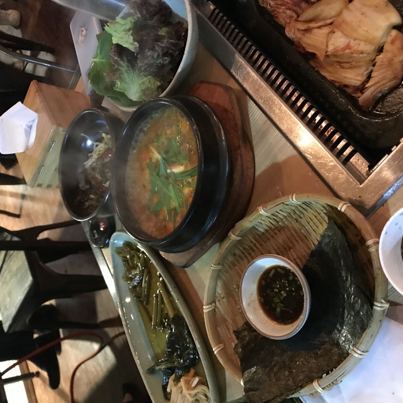 백년식당 매장 방문 후 남겨주신 고객 리뷰 사진입니다.