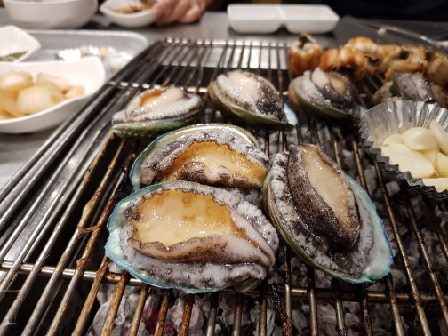 만미정 매장 방문 후 남겨주신 고객 리뷰 사진입니다.