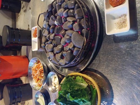 한판뜨자 매장 방문 후 남겨주신 고객 리뷰 사진입니다.