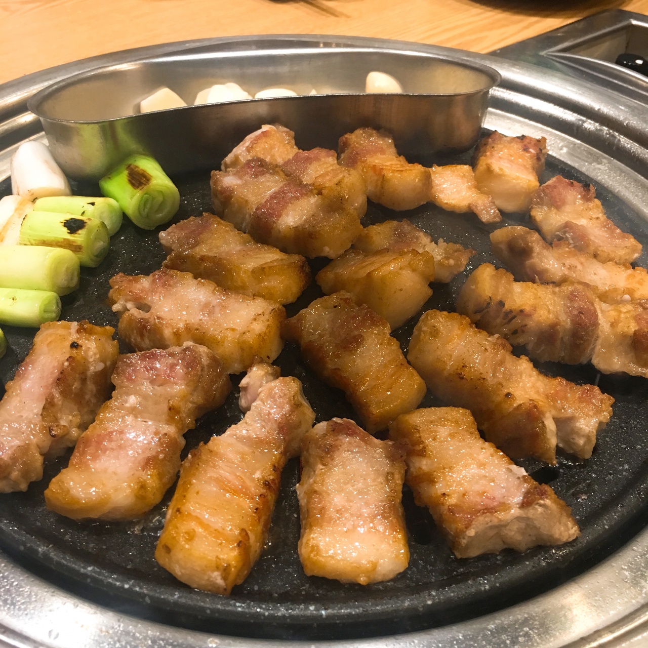 돝고기506 매장 방문 후 남겨주신 고객 리뷰 사진입니다.