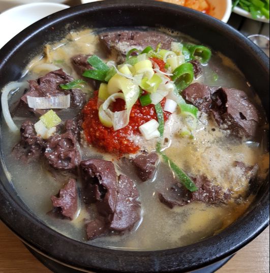 첨단공원국밥 수완점 매장 방문 후 남겨주신 고객 리뷰 사진입니다.