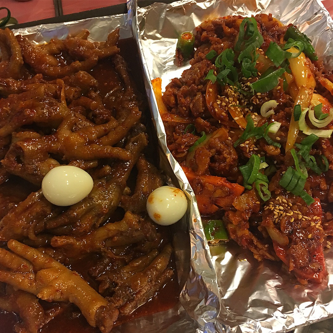 아씨닭발 매장 방문 후 남겨주신 고객 리뷰 사진입니다.