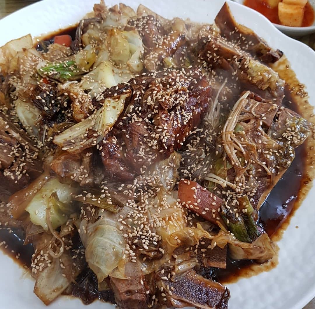 최진국감자탕 매장 방문 후 남겨주신 고객 리뷰 사진입니다.
