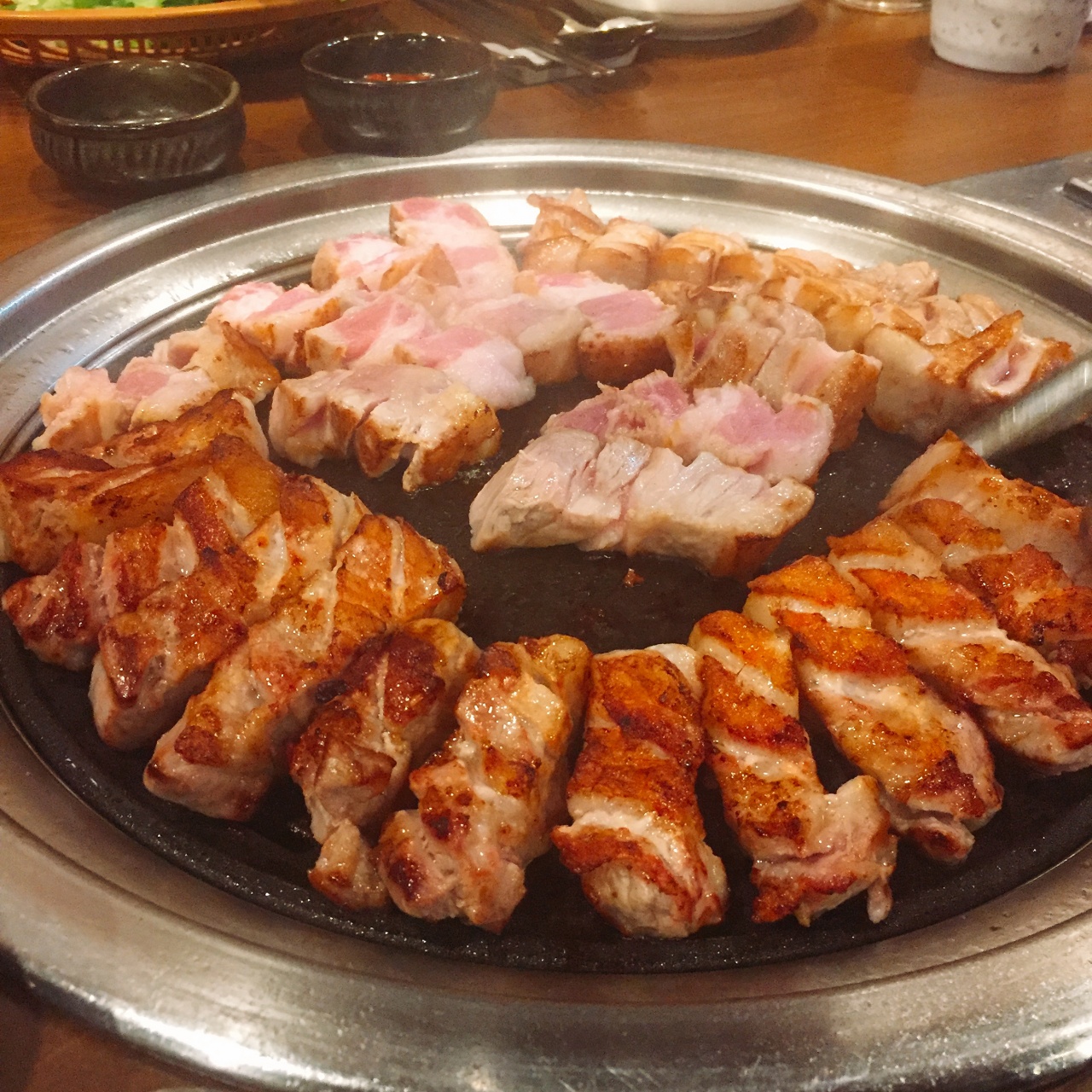 육전식당 매장 방문 후 남겨주신 고객 리뷰 사진입니다.