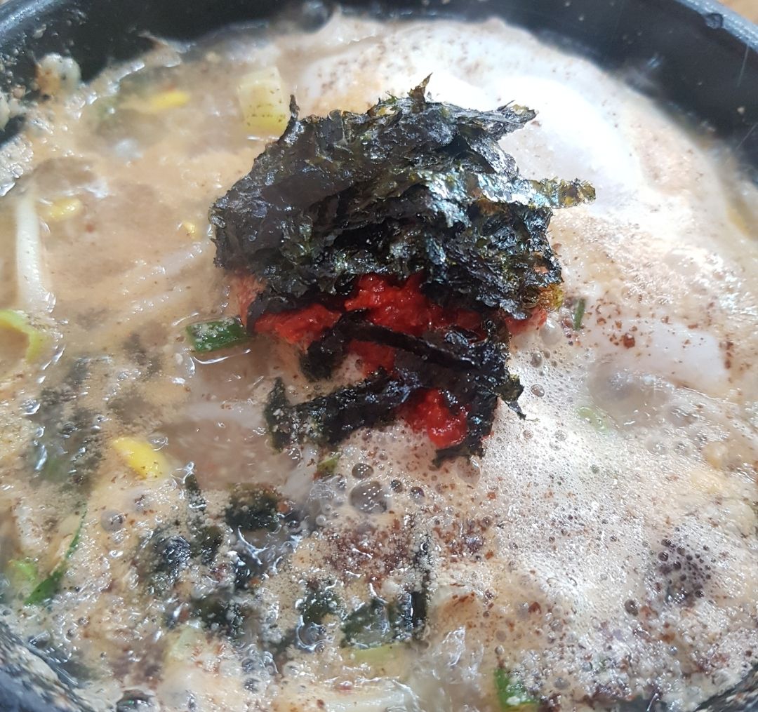 조봉순상무국밥 매장 방문 후 남겨주신 고객 리뷰 사진입니다.