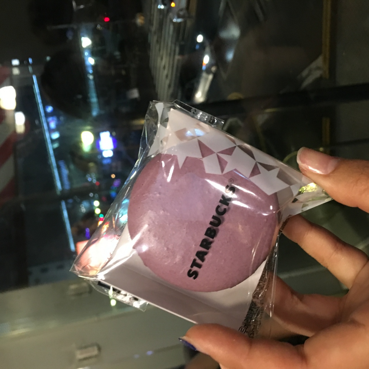 스타벅스 하버타운점 매장 방문 후 남겨주신 고객 리뷰 사진입니다.