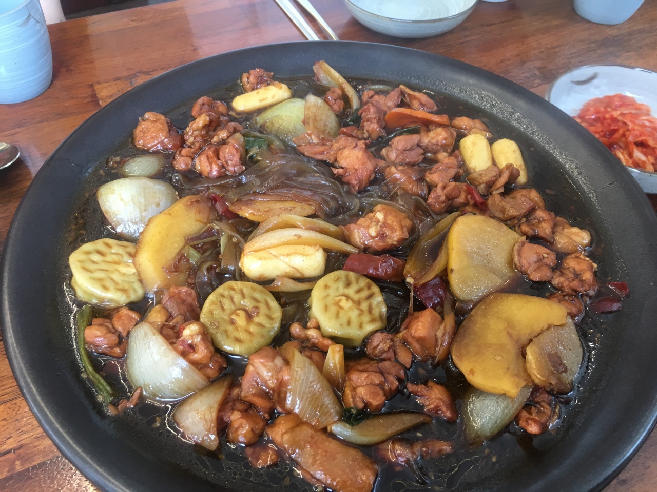 일미리금계찜닭 매장 방문 후 남겨주신 고객 리뷰 사진입니다.