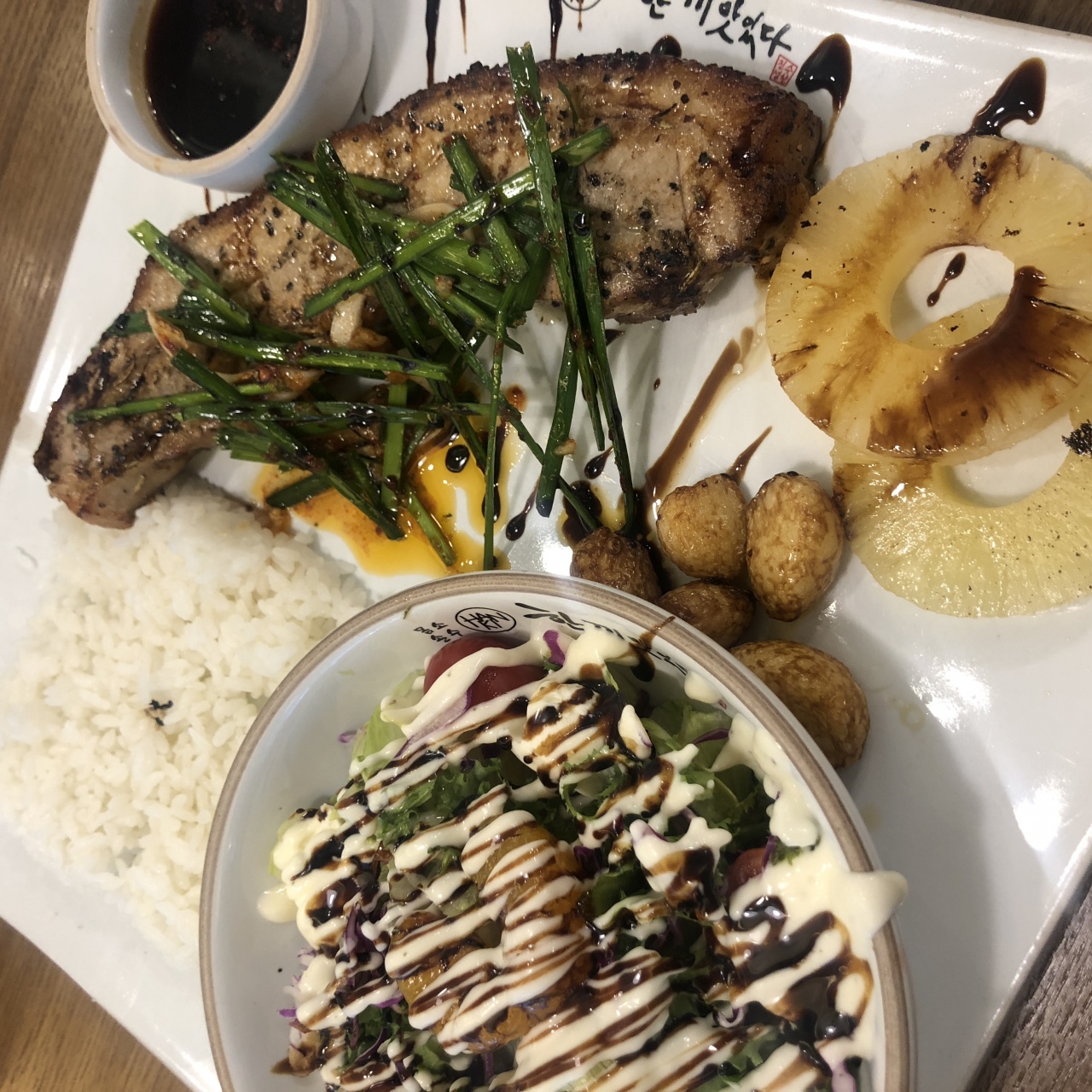 한끼맛있다 매장 방문 후 남겨주신 고객 리뷰 사진입니다.