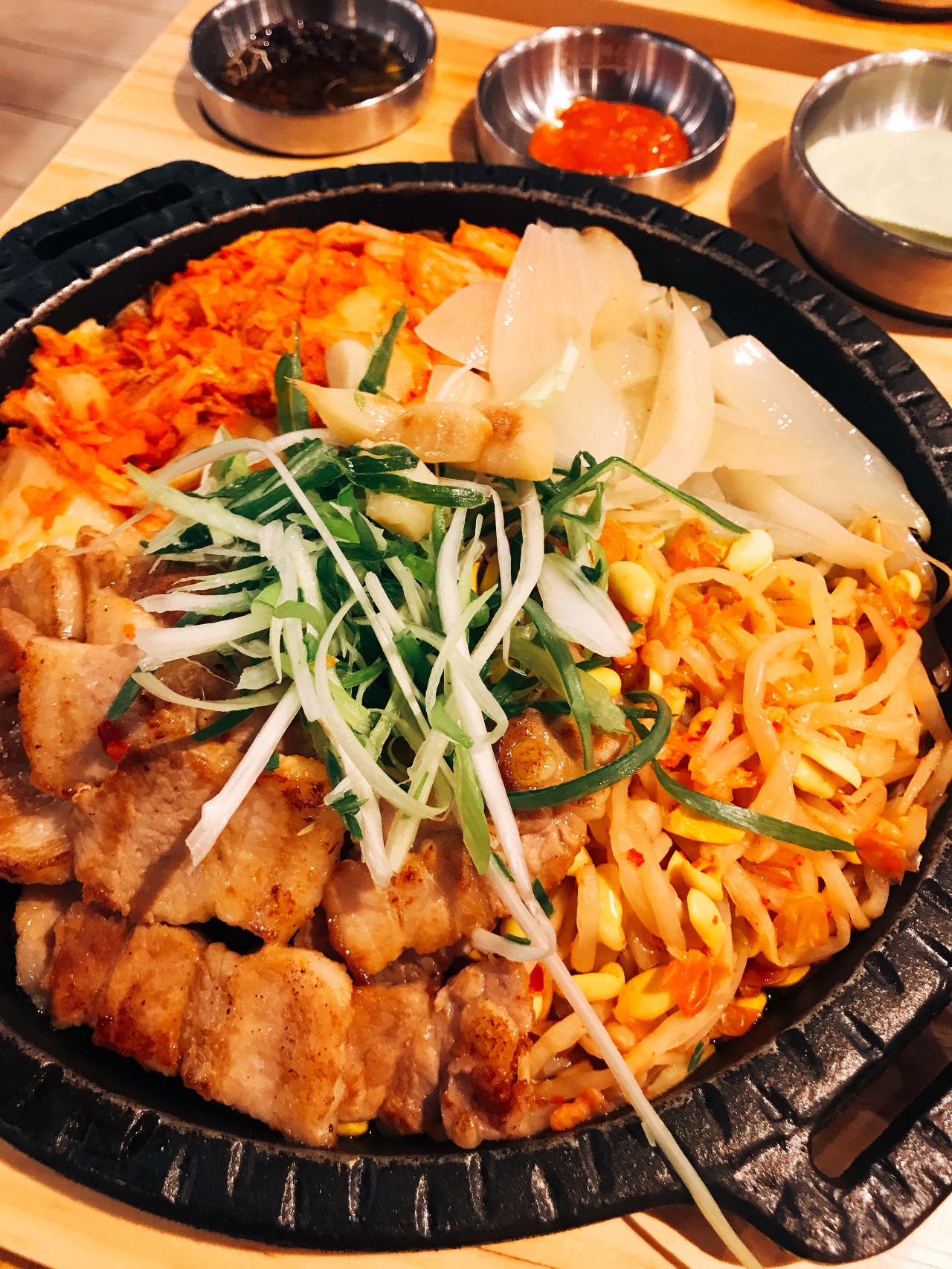 육첩반상 매장 방문 후 남겨주신 고객 리뷰 사진입니다.