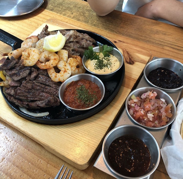 엘마리아치 매장 방문 후 남겨주신 고객 리뷰 사진입니다.