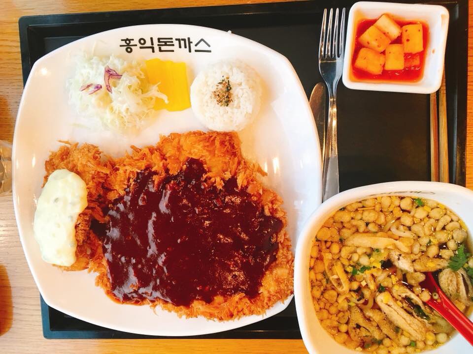 홍익돈까스원주점 매장 방문 후 남겨주신 고객 리뷰 사진입니다.