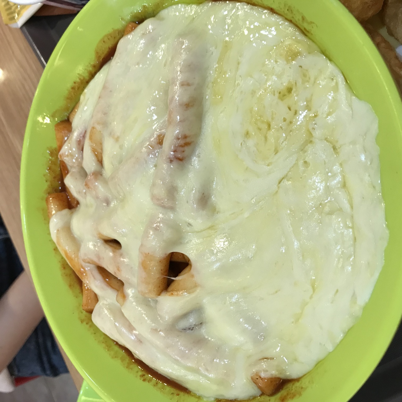 신전떡볶이 매장 방문 후 남겨주신 고객 리뷰 사진입니다.