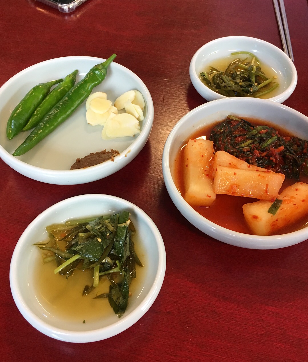 엄용백 돼지국밥 매장 방문 후 남겨주신 고객 리뷰 사진입니다.