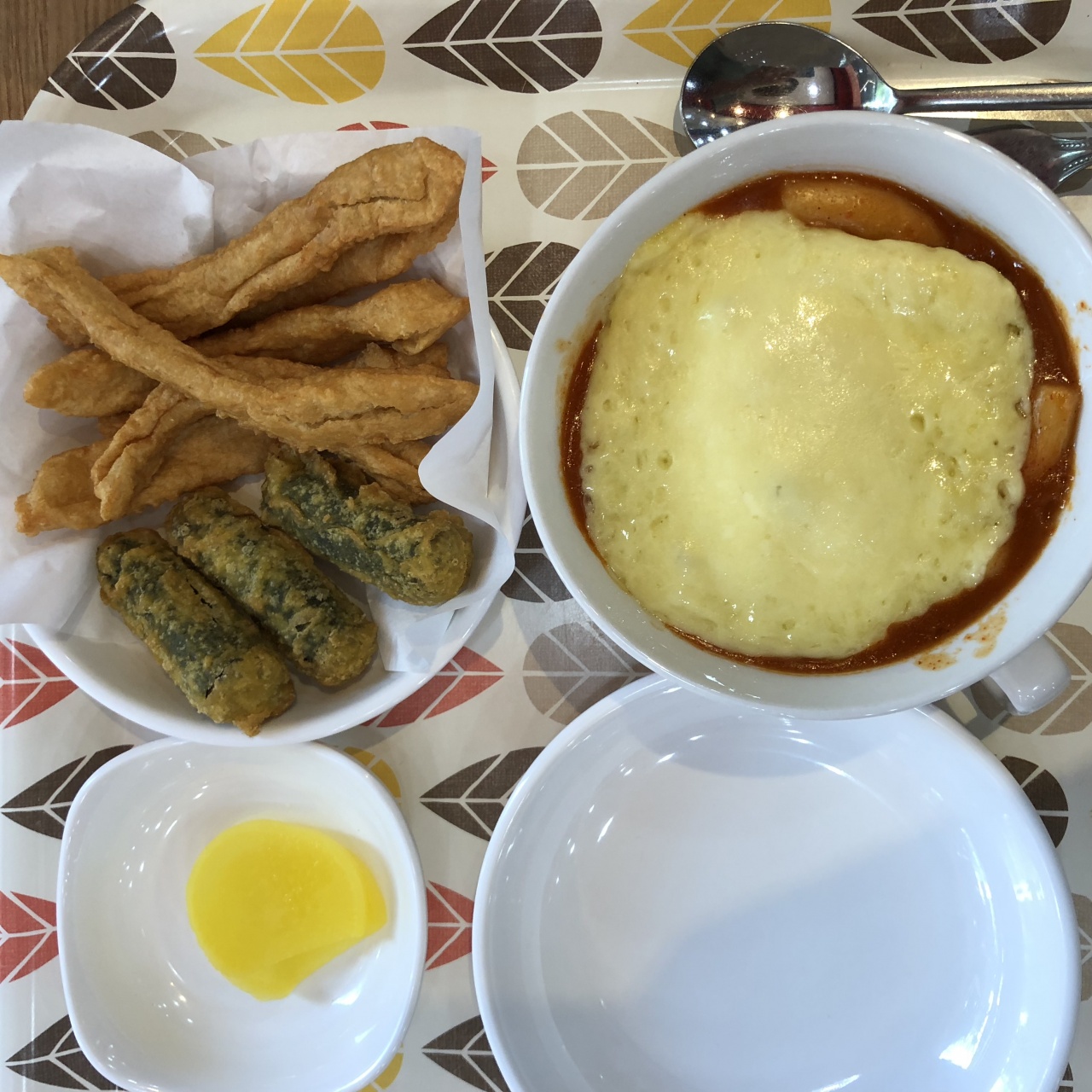 신전떡볶이 매장 방문 후 남겨주신 고객 리뷰 사진입니다.