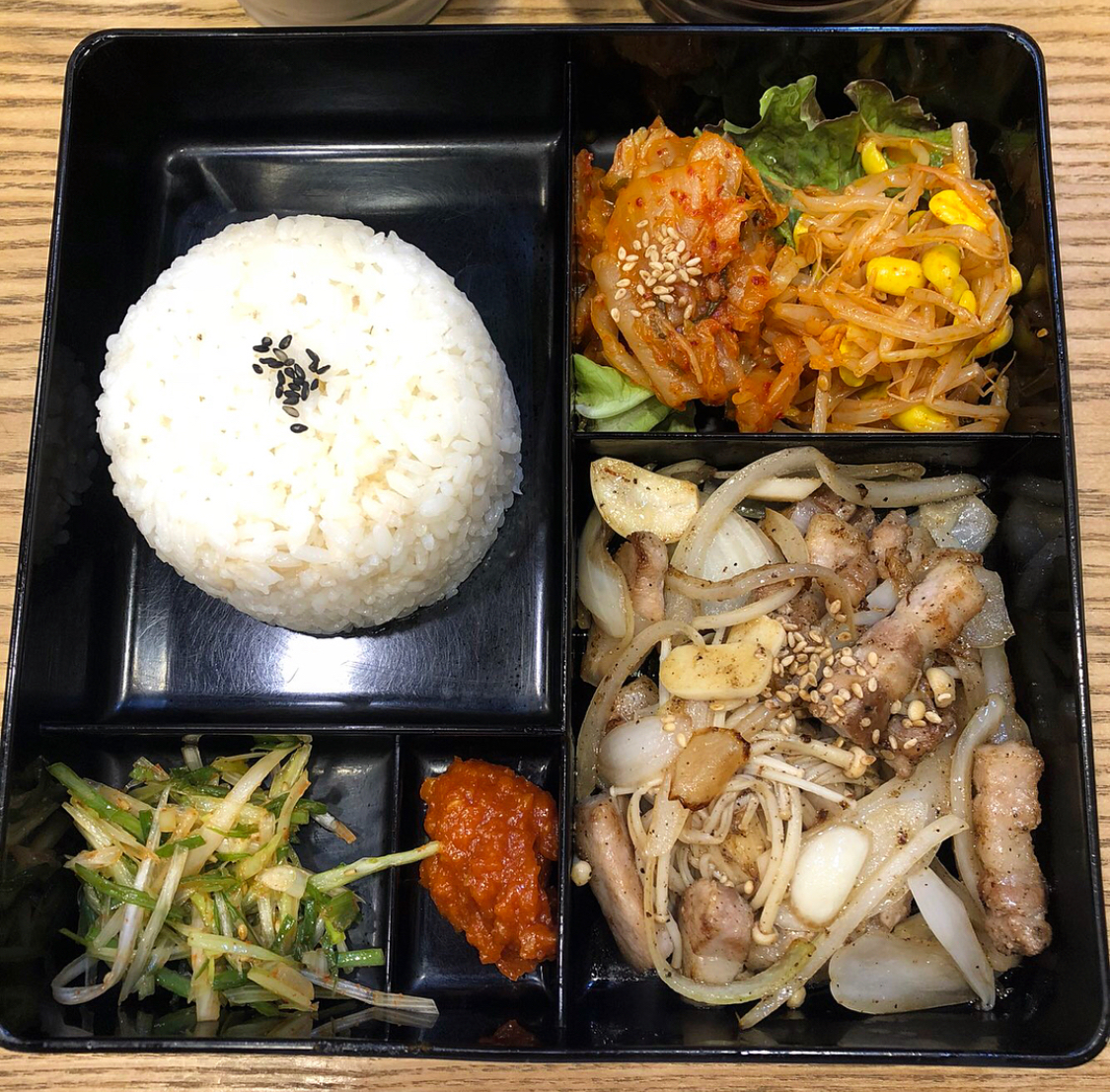 싸움의고수 부산대점 1인 보쌈족발 도시락 - 부산, 금정구 부산대 범어사 | 맛집검색 식신