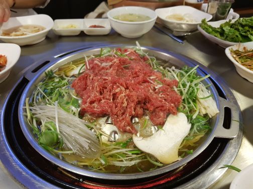 개나리식당 매장 방문 후 남겨주신 고객 리뷰 사진입니다.