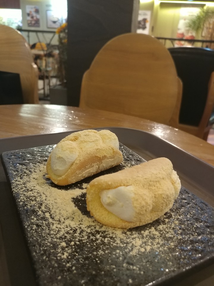 설빙 매장 방문 후 남겨주신 고객 리뷰 사진입니다.