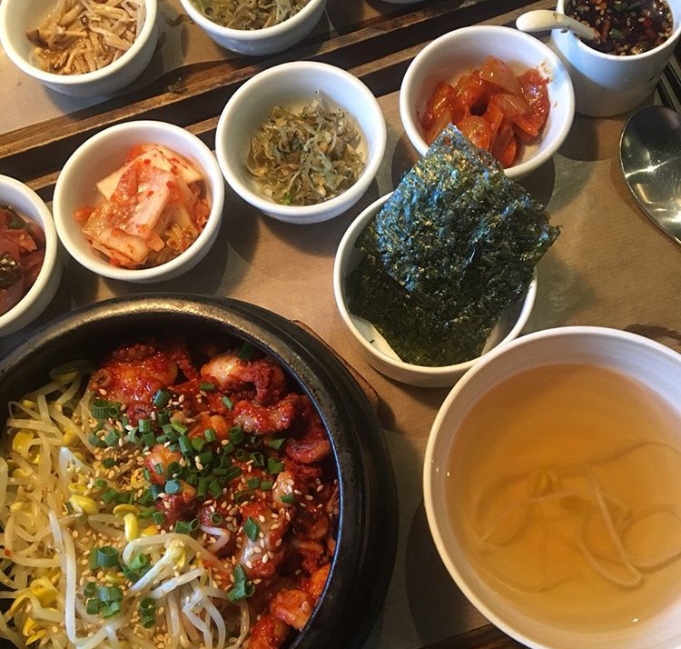 모랑해물솥밥 매장 방문 후 남겨주신 고객 리뷰 사진입니다.