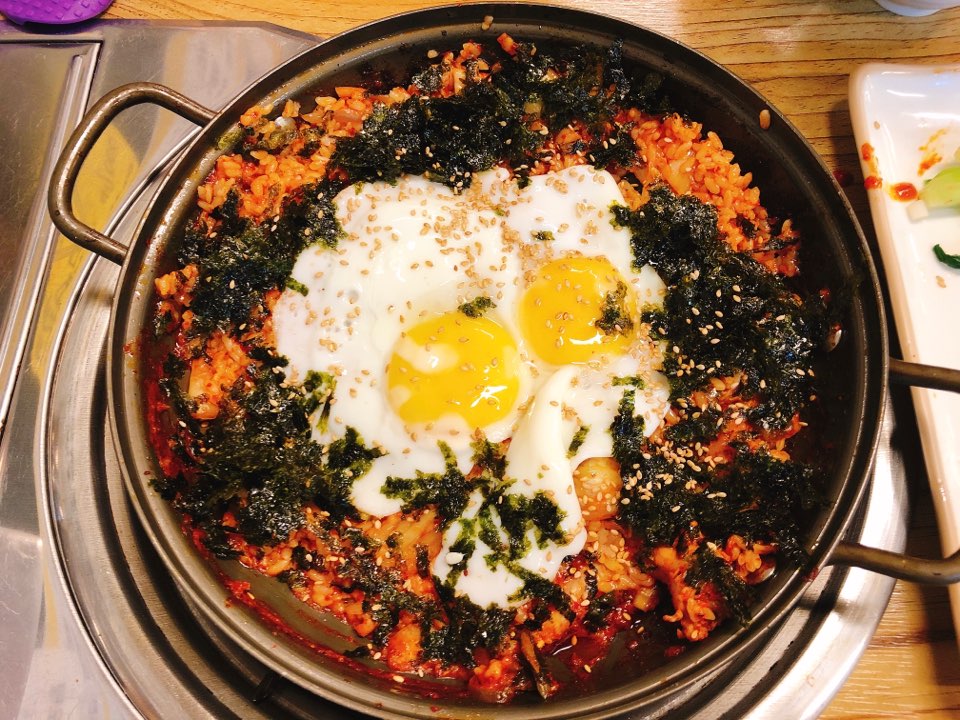 춘천밥집선 매장 방문 후 남겨주신 고객 리뷰 사진입니다.