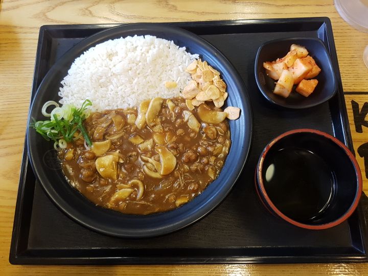 아비꼬 롯데월드몰점 매장 방문 후 남겨주신 고객 리뷰 사진입니다.