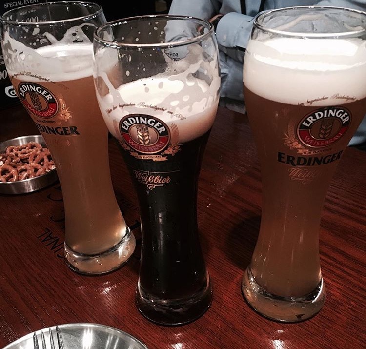 치맥소통 매장 방문 후 남겨주신 고객 리뷰 사진입니다.