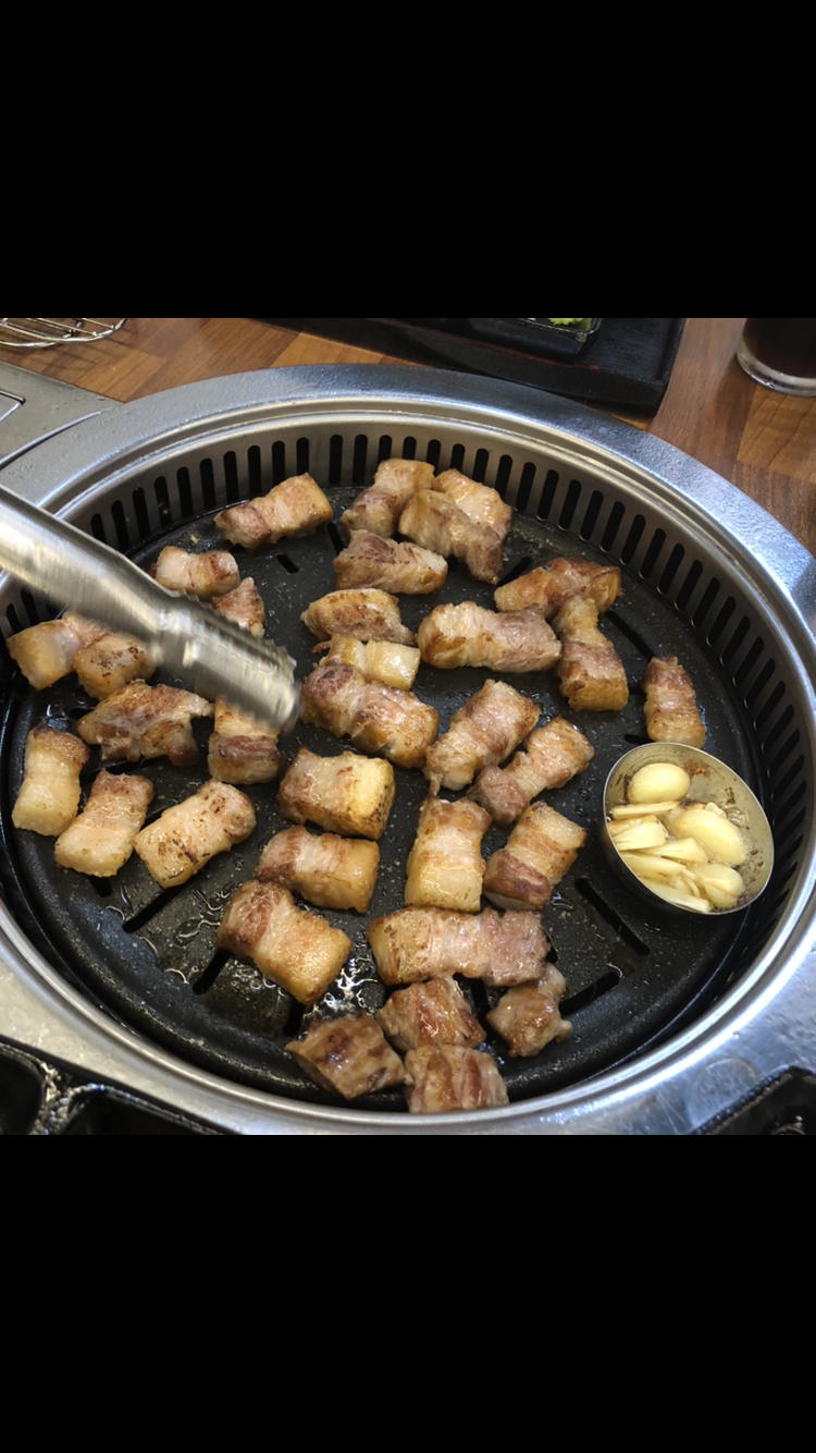 숙달돼지 매장 방문 후 남겨주신 고객 리뷰 사진입니다.