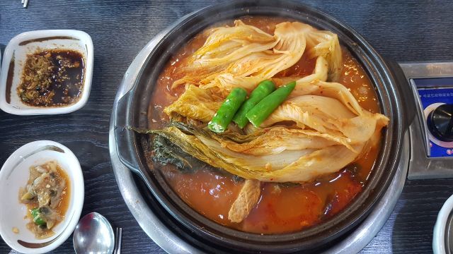 초가집 매장 방문 후 남겨주신 고객 리뷰 사진입니다.