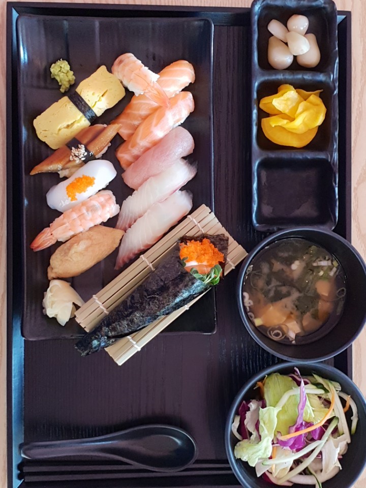희야네|전북 / 전주-완산구/한옥마을, 일/중/아시아맛집 | 식신 맛집추천