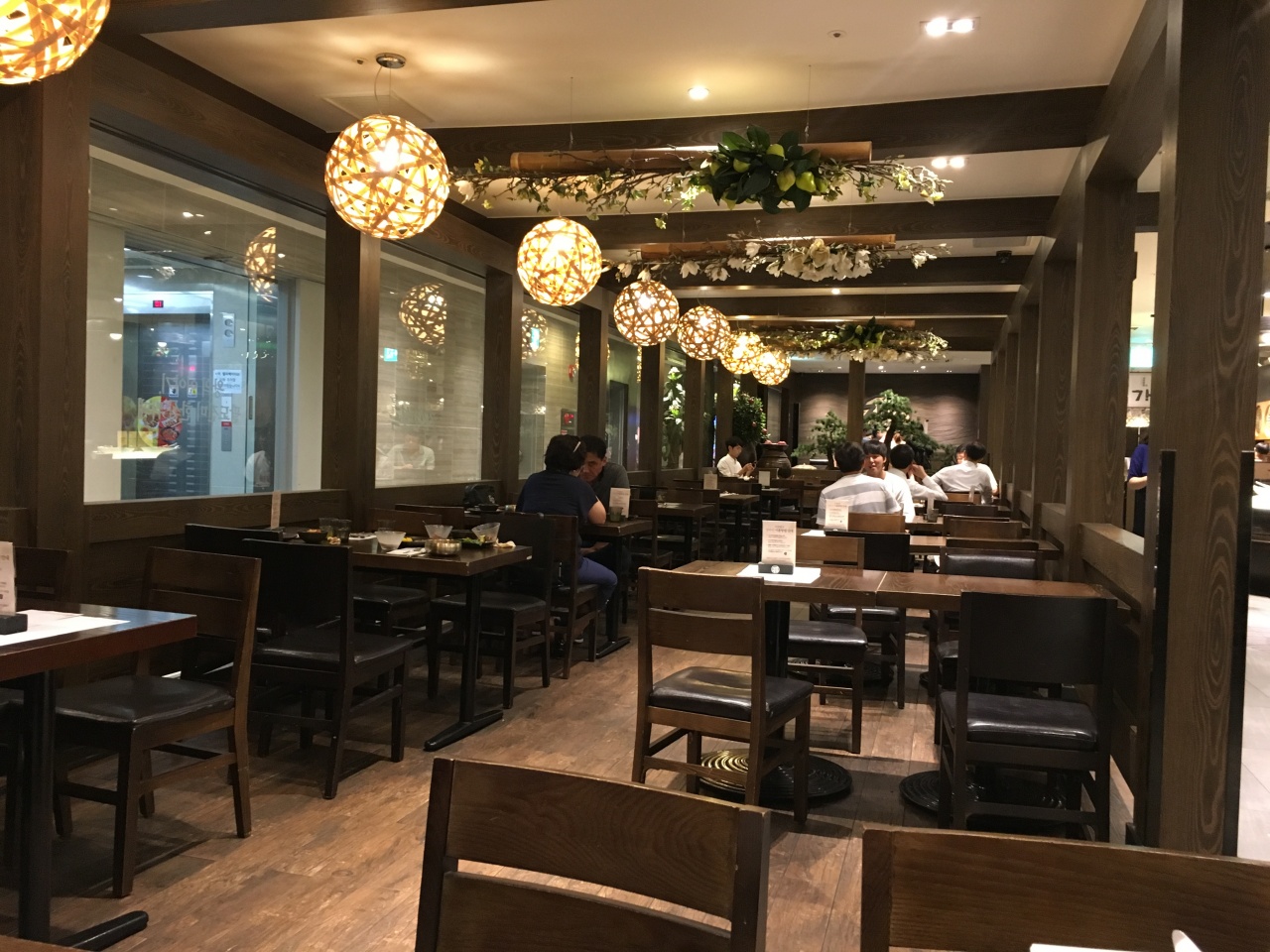 계절밥상 강남점 매장 방문 후 남겨주신 고객 리뷰 사진입니다.