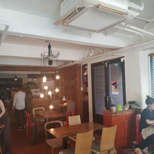 청파맨션 매장 방문 후 남겨주신 고객 리뷰 사진입니다.