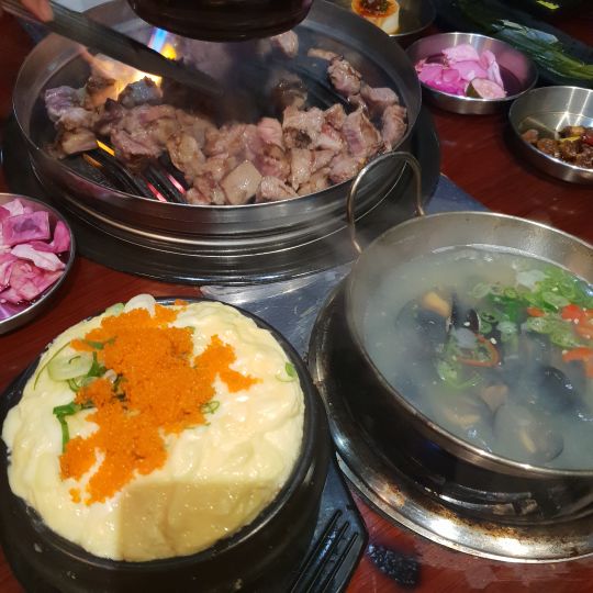 그릴1492 매장 방문 후 남겨주신 고객 리뷰 사진입니다.