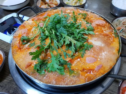 석기정부대찌개 매장 방문 후 남겨주신 고객 리뷰 사진입니다.