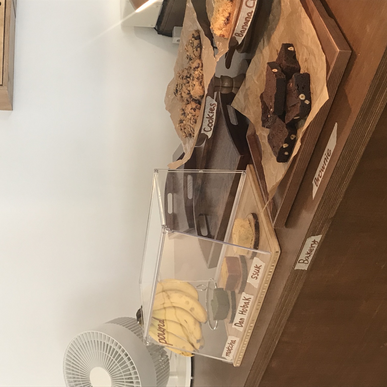 Knots Coffee 매장 방문 후 남겨주신 고객 리뷰 사진입니다.
