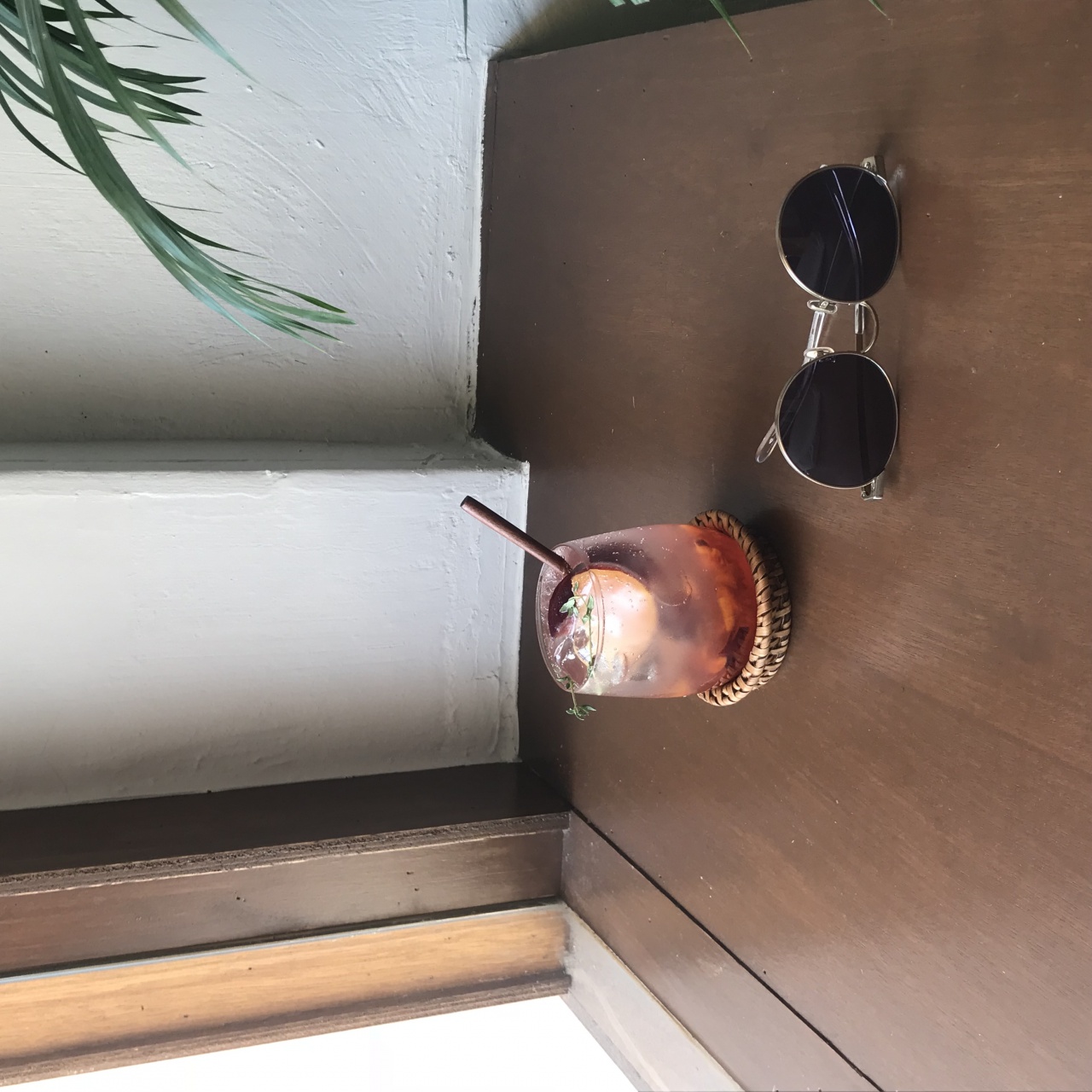 Knots Coffee 매장 방문 후 남겨주신 고객 리뷰 사진입니다.