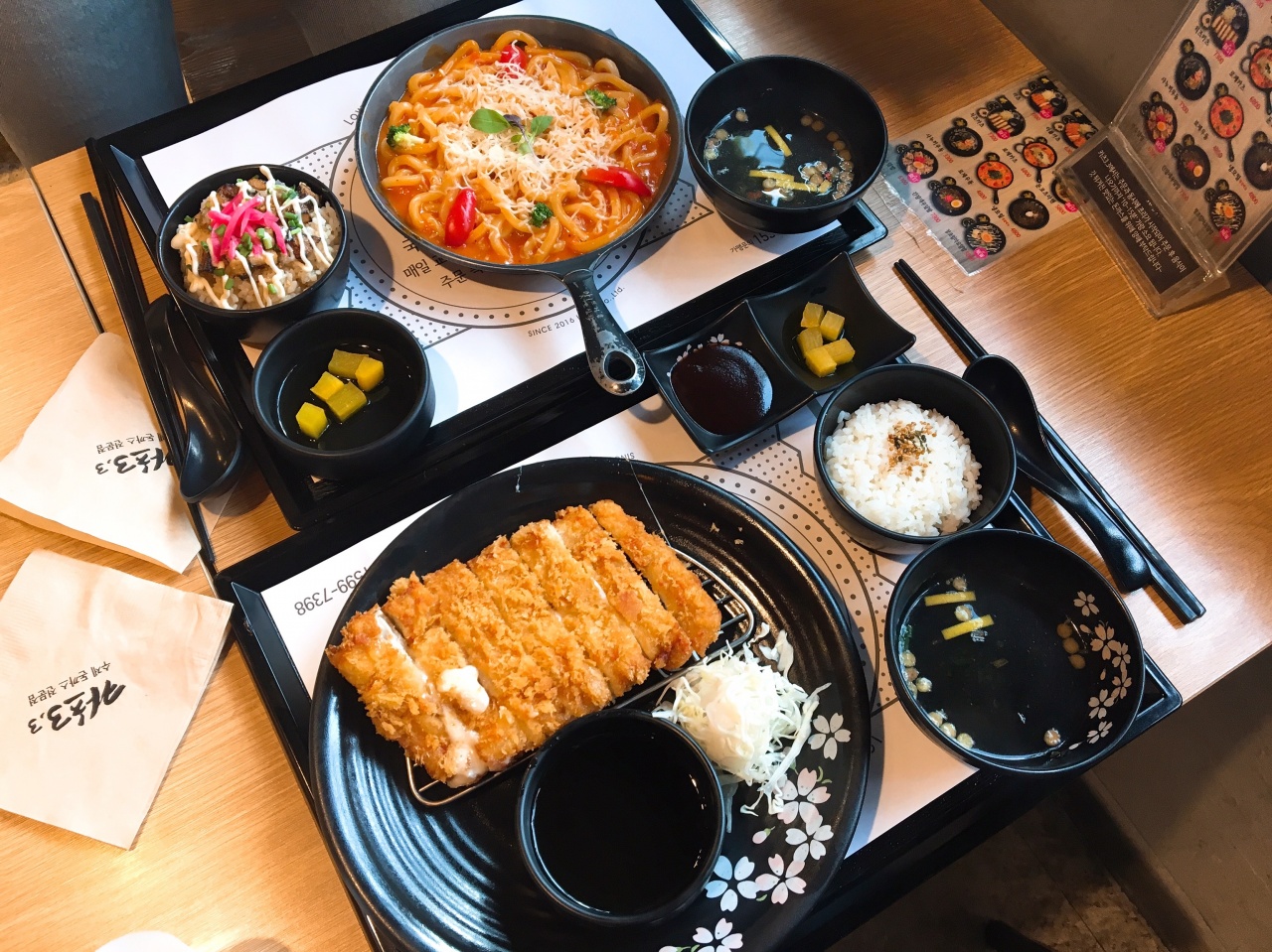 카츠33 매장 방문 후 남겨주신 고객 리뷰 사진입니다.
