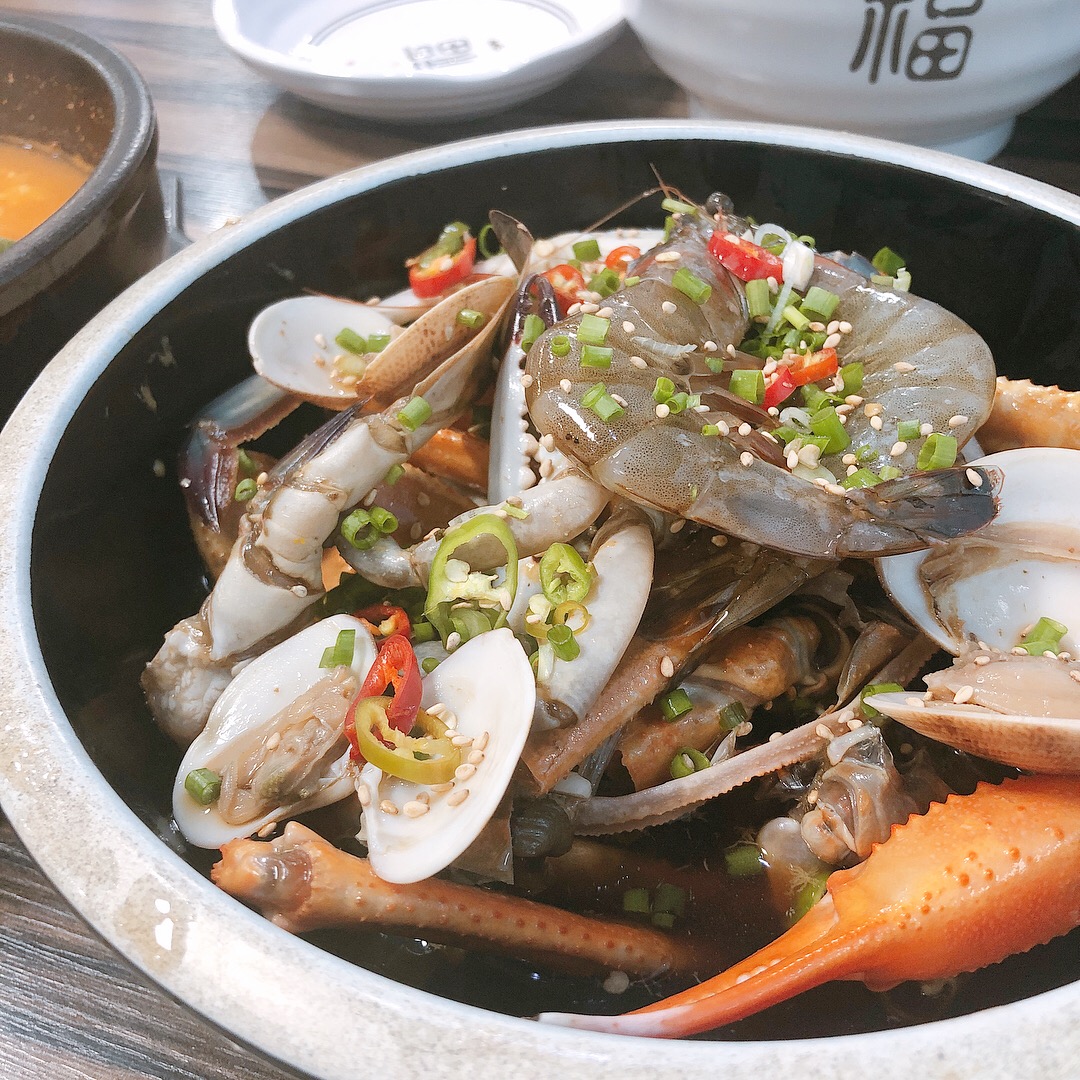 후포리백년식당 매장 방문 후 남겨주신 고객 리뷰 사진입니다.