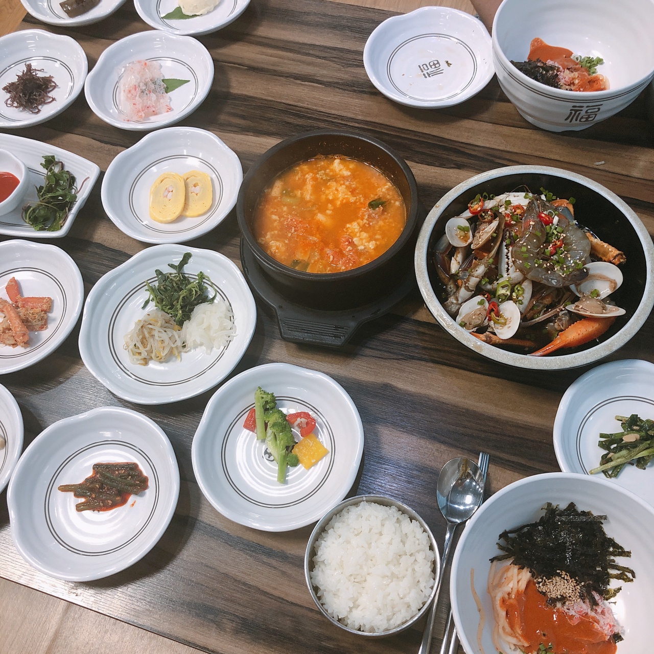 후포리백년식당 매장 방문 후 남겨주신 고객 리뷰 사진입니다.