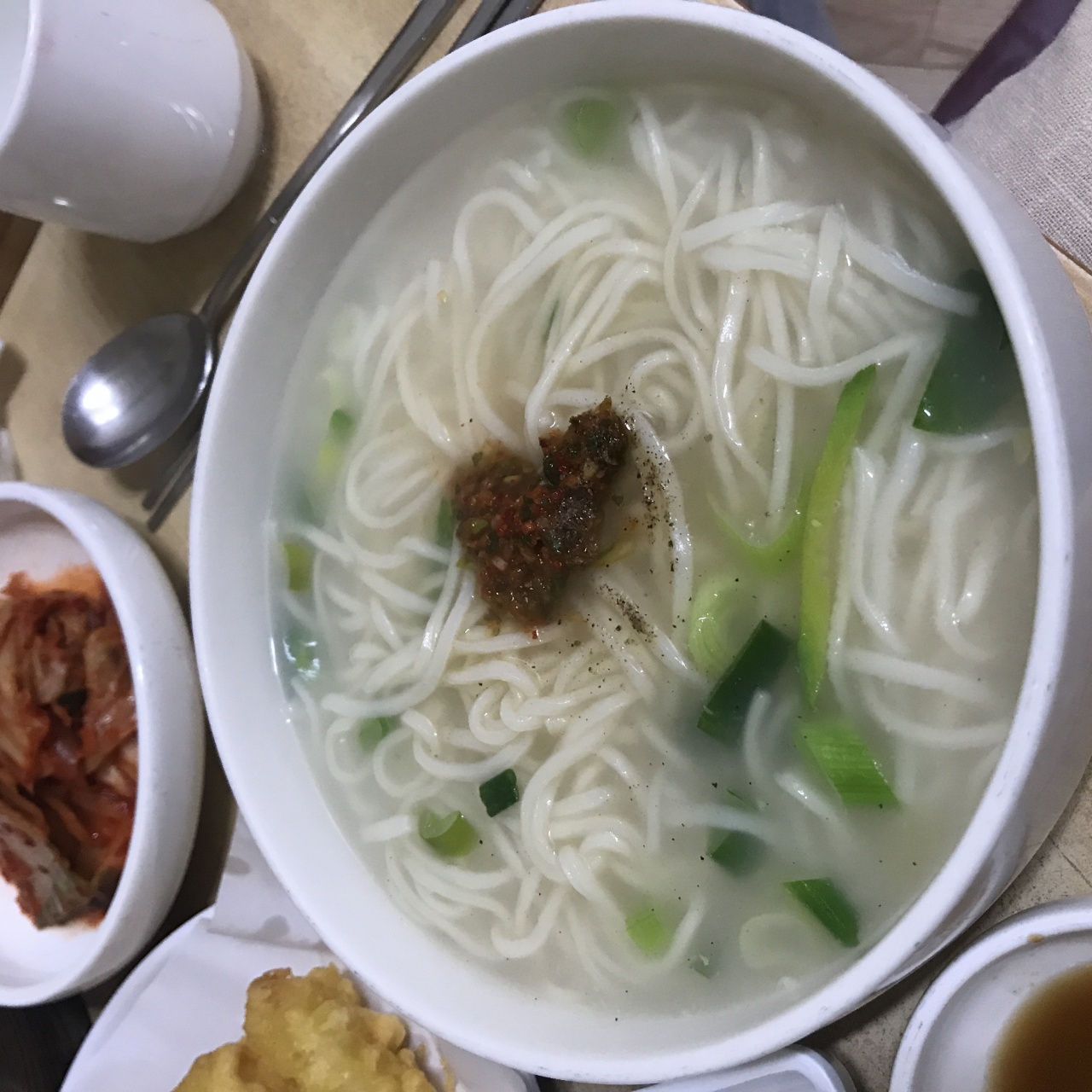 혜화칼국수 매장 방문 후 남겨주신 고객 리뷰 사진입니다.