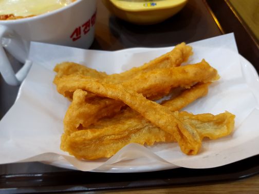 신전떡볶이 매장 방문 후 남겨주신 고객 리뷰 사진입니다.