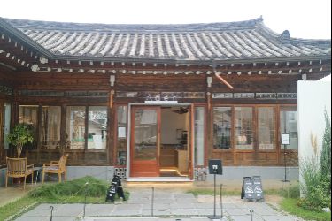 황남아덴 매장 방문 후 남겨주신 고객 리뷰 사진입니다.