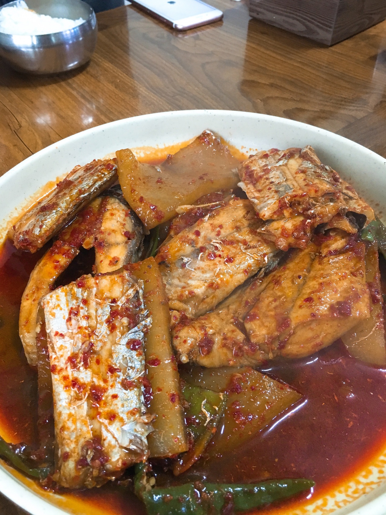 맛나식당 매장 방문 후 남겨주신 고객 리뷰 사진입니다.