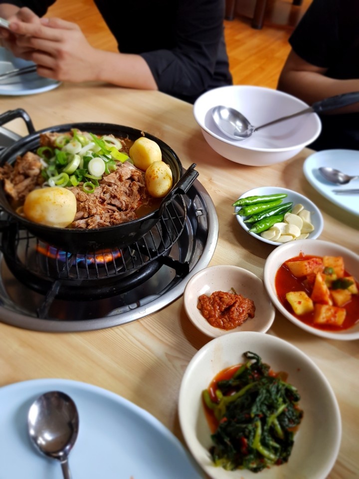 일미집 매장 방문 후 남겨주신 고객 리뷰 사진입니다.
