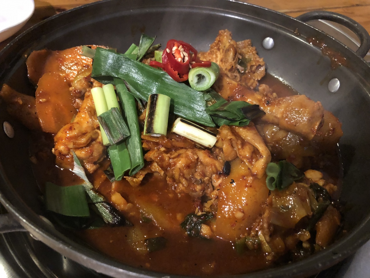 작가식당 매장 방문 후 남겨주신 고객 리뷰 사진입니다.