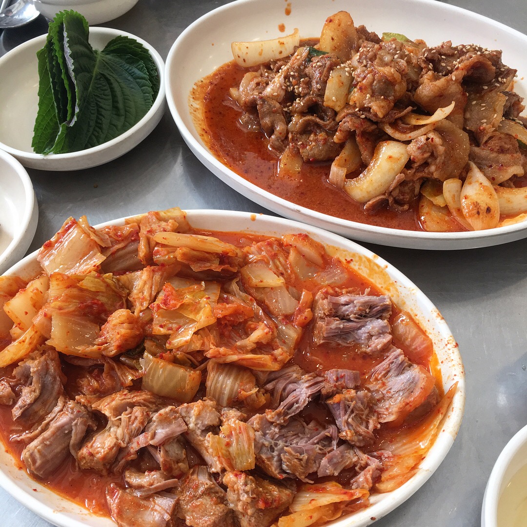 정성식당 매장 방문 후 남겨주신 고객 리뷰 사진입니다.