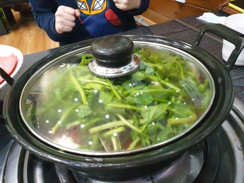 등촌동샤브샤브칼국수 매장 방문 후 남겨주신 고객 리뷰 사진입니다.